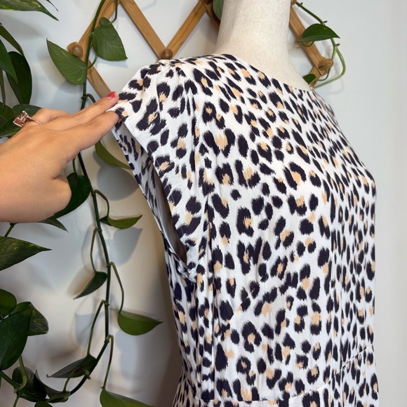 LOFT Leopard Print Flutter Sleeve Midi Dress - Picture 4 of 13